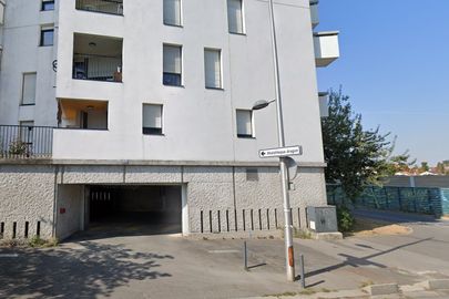 Vignette parking Médiathèque Aragon - avenue Guynemer - Choisy le Roi