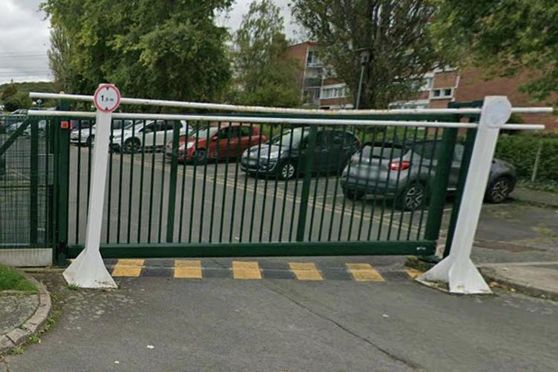 Vignette parking Ecole Etienne Tailhan - rue de Taucha - Palaiseau
