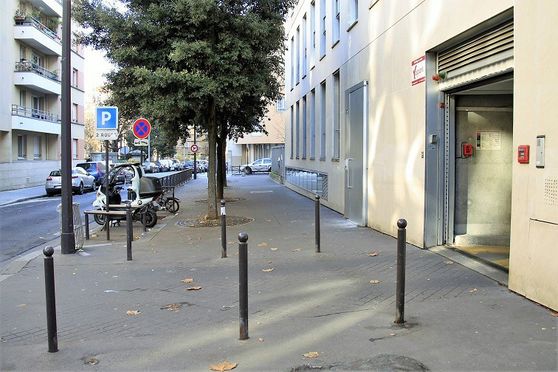 Vignette parking Métro Volontaires - rue de la Quintinie - Paris 15