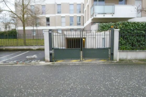 Vignette parking Conflans-Sainte-Honorine - Le Clos d'en Haut - Centre aquatique