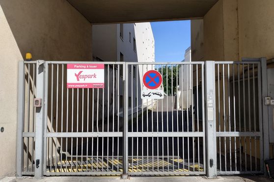 Vignette parking Gare de Clichy - Levallois - Levallois Perret