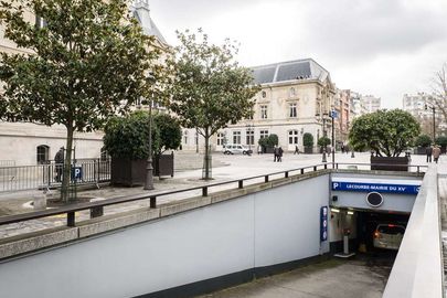 Parking Paris - Mairie du 15e – Lecourbe - SAEMES