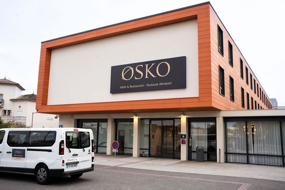 Vignette parking OSKO Hôtel Toulouse Aéroport