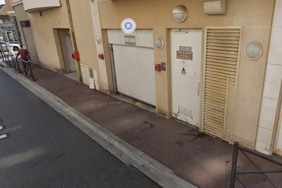 Vignette parking Antony - La Croix de Berny - place du Général de Gaulle