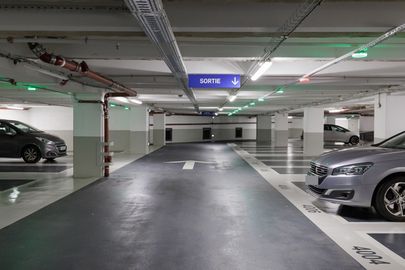 Vignette parking Gare Montparnasse - avenue du Maine - Paris