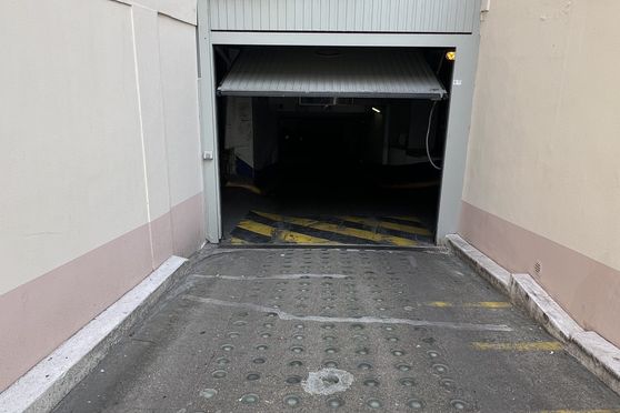 Vignette parking Métro Reuilly – Diderot - rue Erard - Paris 12