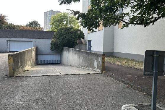 Vignette parking Croix des Meches - 1 rue Charpy - Créteil