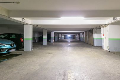 Vignette parking Métro Colonel Fabien - rue des Chaufourniers - Paris 19