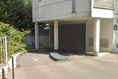 Vignette parking Métro Ourcq - rue Georges Auric - Paris 19