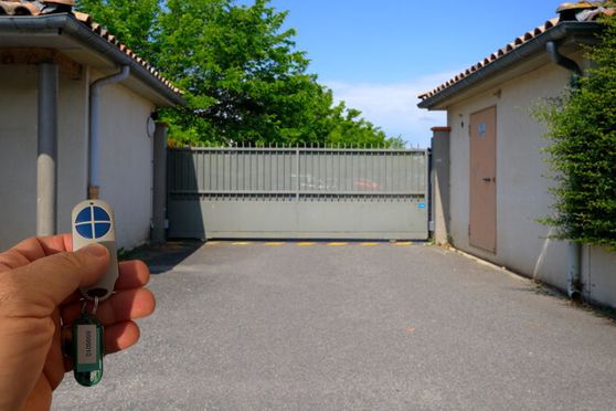 Vignette parking Gare de Saint-Martin-du-Touch - place Raymond Grimaud - Toulouse