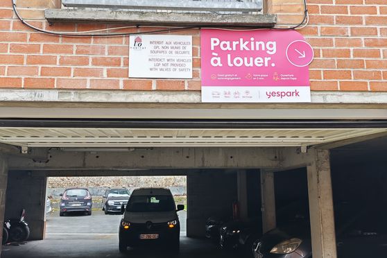 Vignette parking Placette Edith Scob - rue Malsence - Lille