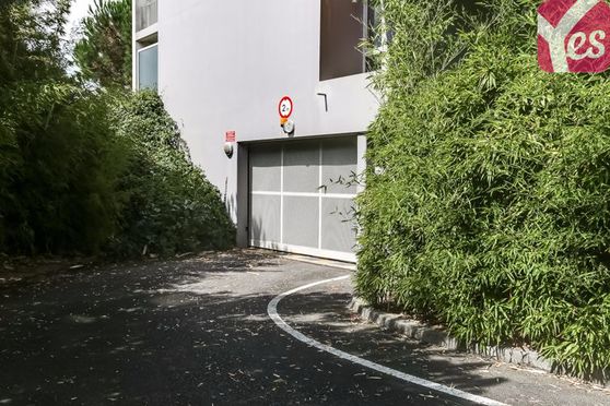 Vignette parking Tramway Schoelcher - rue Victor Schoelcher - Saint Herblain