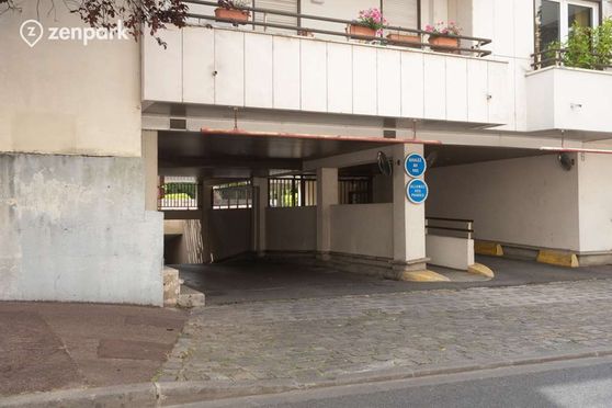 Vignette parking Issy-les-Moulineaux - Ile Saint-Germain - Centre