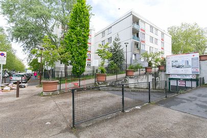 Parking Mairie - résidence les Avelines - Les Ulis
