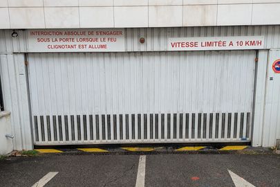 Vignette parking Square Rouget de Lisle - rue Gambetta - Suresnes