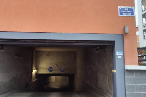 Vignette parking 14 rue paul emile victor - Massy