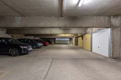 Parking Tramway Jacques-Henri Lartigue - avenue Jean Bouin - Issy les Moulineaux