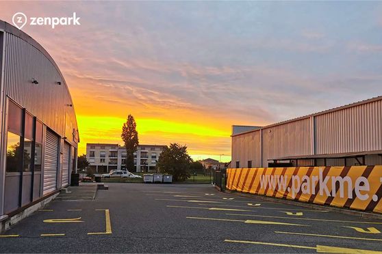 Vignette parking Aéroport Toulouse-Blagnac - rue Raymond Grimaud - Blagnac