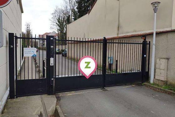 Vignette parking Torcy - rue de Paris - Les Tilleuls