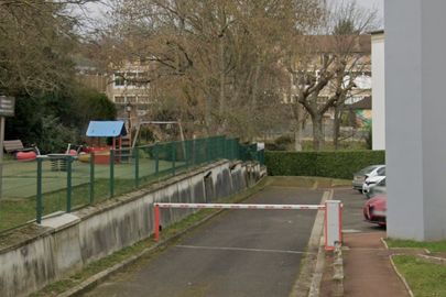Vignette parking Louveciennes - Gare de Louveciennes - Montbuisson
