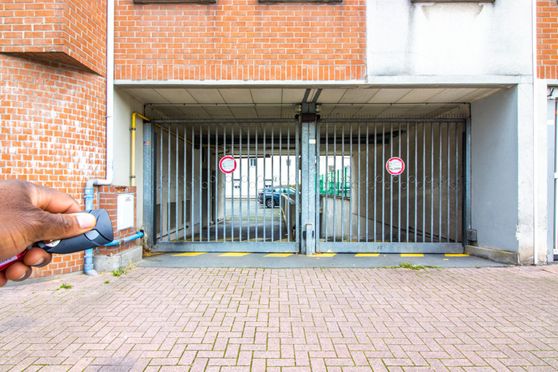 Vignette parking Ecole Maternelle Victor Hugo - rue Monges - Lille