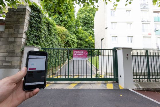 Vignette parking RER Fontenay-aux-Roses - rue des Roses - Fontenay aux Roses
