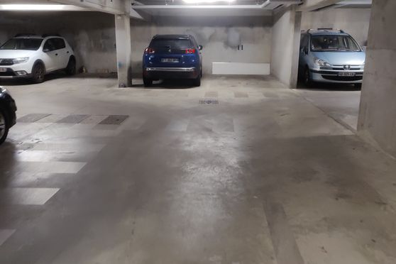 Vignette parking Gare Saint Denis - Jardin Fatima Bedar