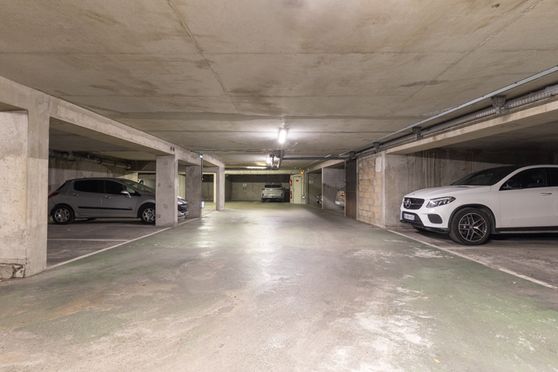 Vignette parking Gymnase Léo Lagrange - rue Pierre Dac - Clichy