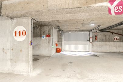 Parking Tramway Lafayette - Le Mans