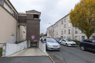 Parking Parc du Croissant Vert - rue Voltaire - Neuilly sur Marne