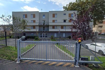 Vignette parking Centre Hospitalier Auban-Moët - rue Louise Auban Moët - Épernay