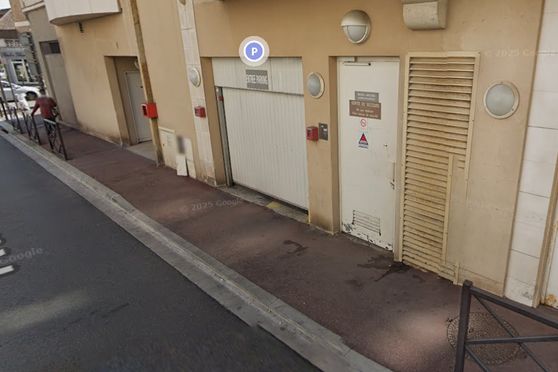 Vignette parking Antony - La Croix de Berny - place du Général de Gaulle