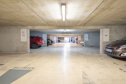 Vignette parking Parc André Citroën - rue Cauchy - Paris 15