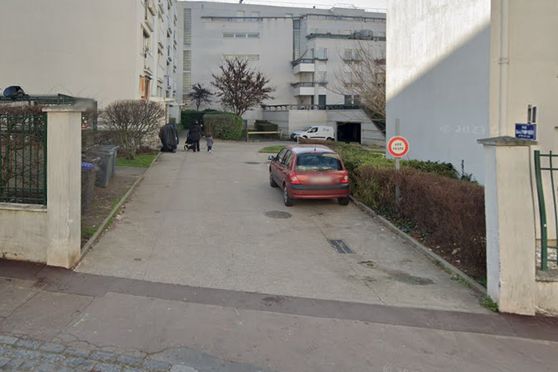 Vignette parking Église Notre-Dame de Compassion - avenue du 18 Juin 1940 - Rueil Malmaison