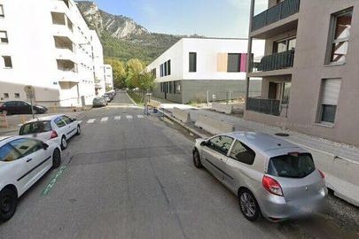 Vignette parking École Jean Macé - rue Henri Tarze - Grenoble