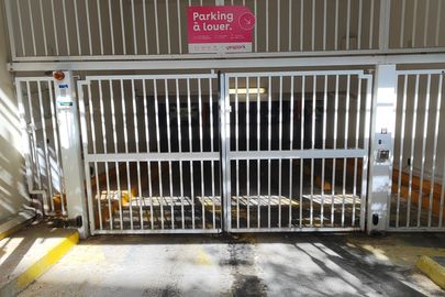 Vignette parking Piscine Bassin Ecole Atlas - boulevard de la Villette - Paris 19