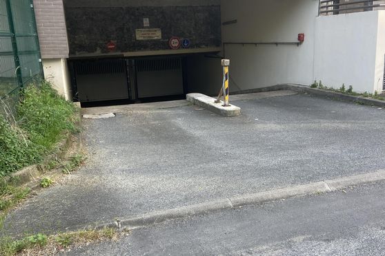 Vignette parking Atelier Gaston Garino - rue de L’arsenal - Puteaux