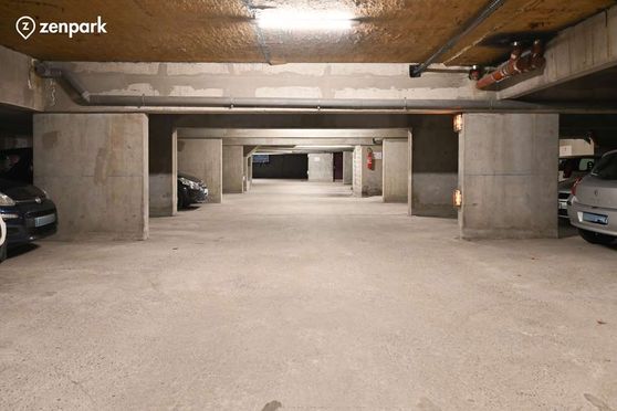 Vignette parking Lille - Saint-Maurice Pellevoisin - Cimetière de l'Est