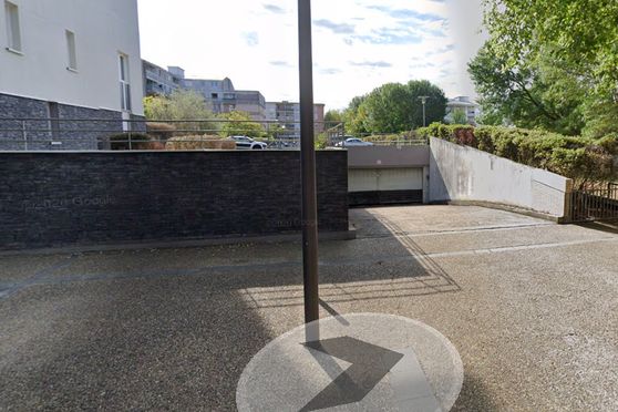 Vignette parking 14 rue Franck Lloyd Wright - rue Jacques Ange Gabriel - Guyancourt