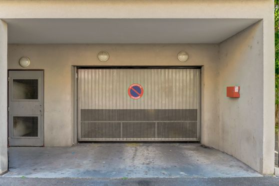 Vignette parking rue Antoine Vacher - Meyzieu