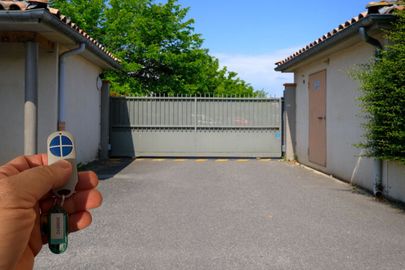Vignette parking Gare de Saint-Martin-du-Touch - place Raymond Grimaud - Toulouse
