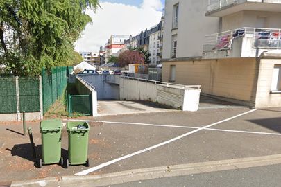Vignette parking Lycée Saint Charles - Saint-Fiacre - Orléans (aérien)