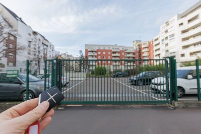 Vignette parking Square Saint-Exupéry - 37 avenue Georges Pompidou