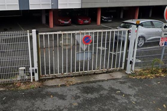 Vignette parking Séjours & Affaires Lamartine Poitiers